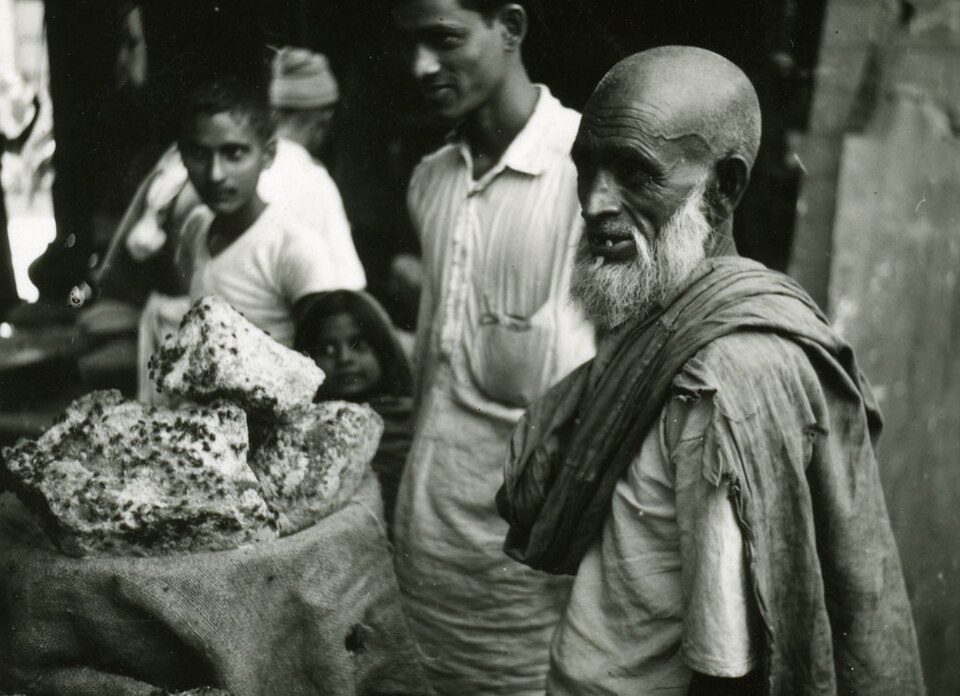 Illustration: Ethanol Diversion Caps: The Hidden Volatility Driver in Sugar Contracts Illustration: Ethanol Diversion Caps: The Hidden Volatility Driver in Sugar Contracts