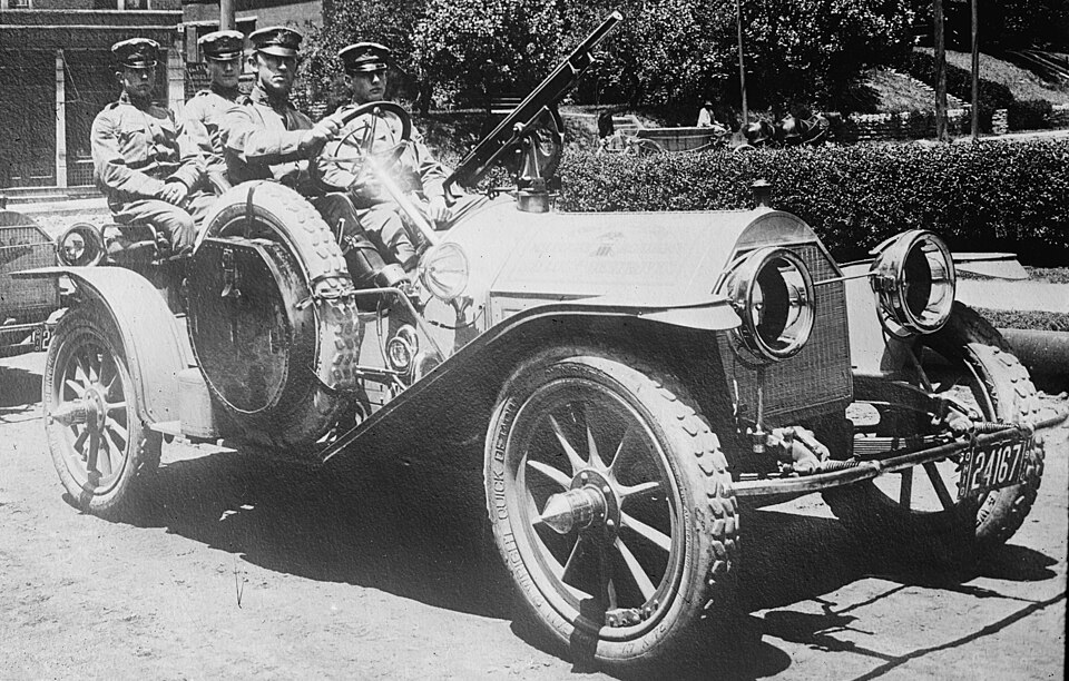 Illustration: How Prediction Markets Hedge Against Helium Supply Chain Disruptions