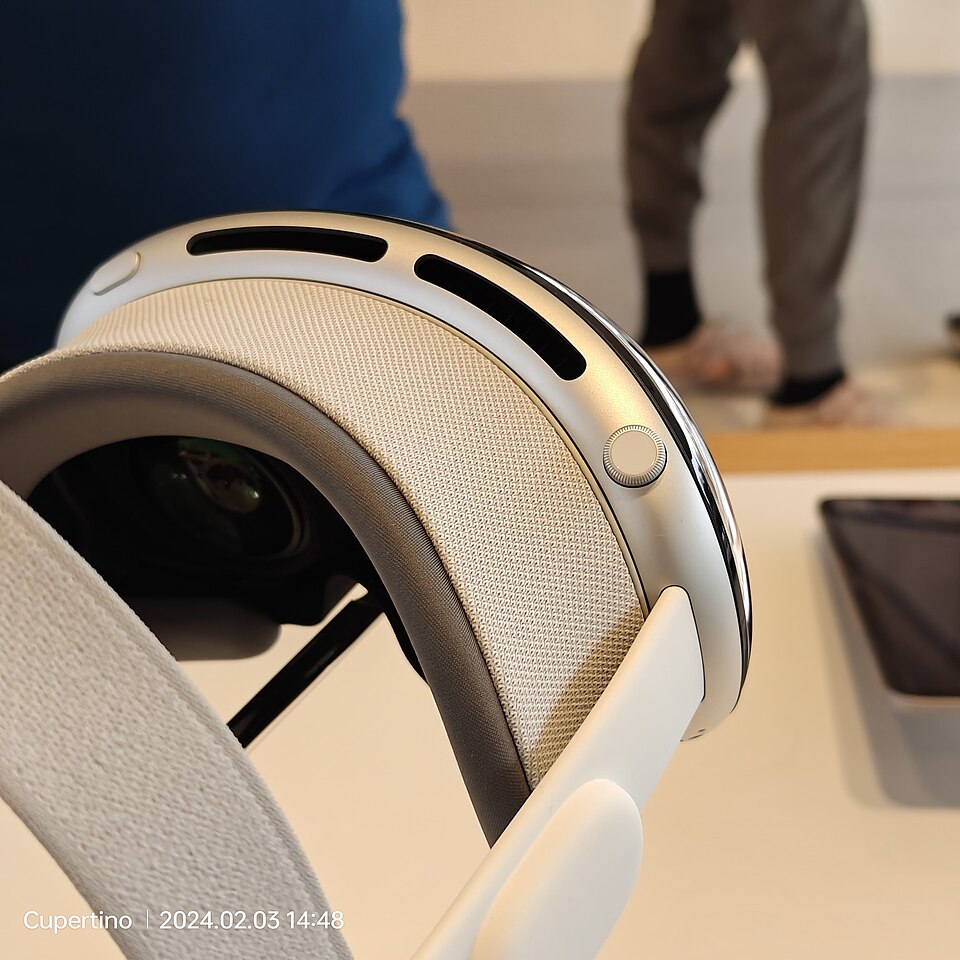 Illustration: How Prediction Markets Price Enterprise Pivot Success Illustration: How Prediction Markets Price Enterprise Pivot Success