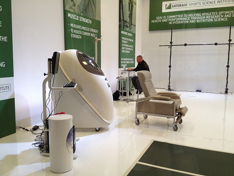 Illustration: Orange Leads Historical Gatorade Dumps — But Recent Years Show More Variation