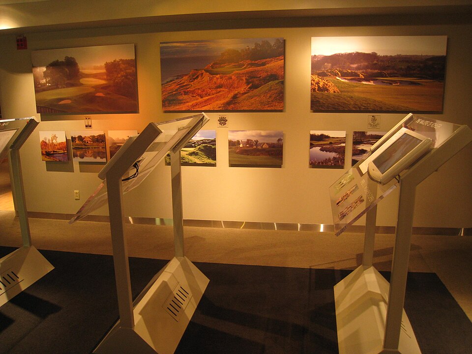 Illustration: Platform Arbitrage: Finding 7.8% Price Gaps Illustration: Platform Arbitrage: Finding 7.8% Price Gaps