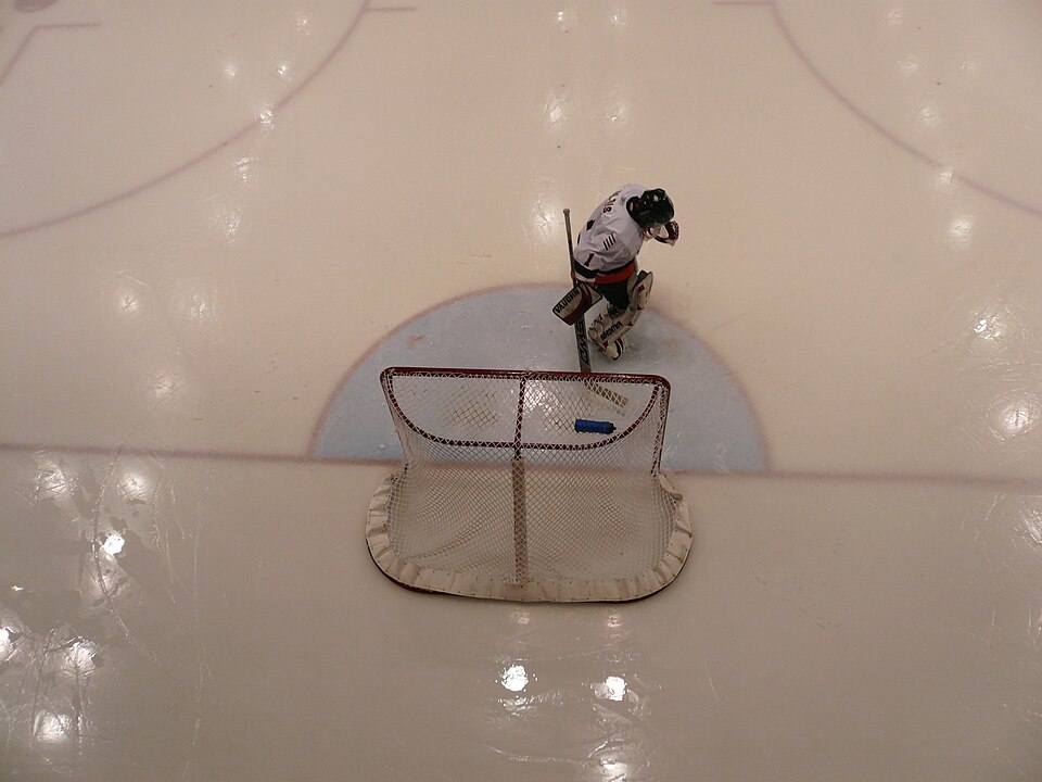 Illustration: Platform Comparison: Where Shutout Markets Offer Best Value