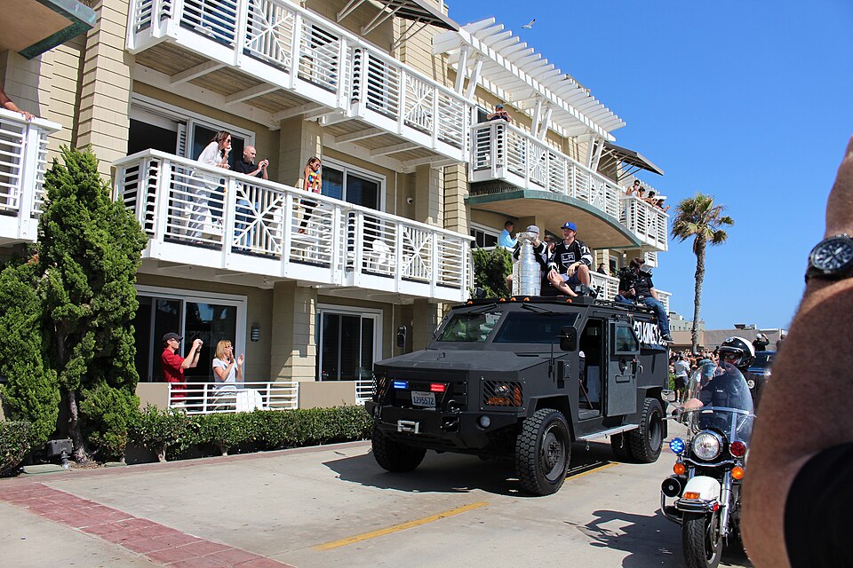 Illustration: Three Liquidity Windows That Beat the Playoffs for NHL Futures Trading Illustration: Three Liquidity Windows That Beat the Playoffs for NHL Futures Trading