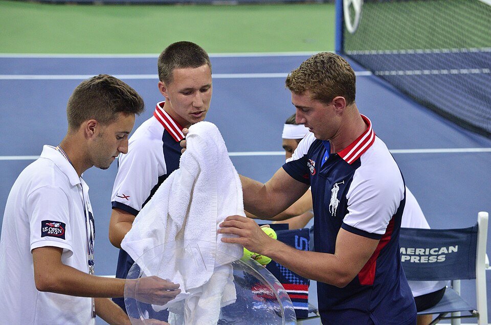 Illustration: US Open 2026 Winner Odds: Hard Court Surface Specialization Analysis Illustration: US Open 2026 Winner Odds: Hard Court Surface Specialization Analysis