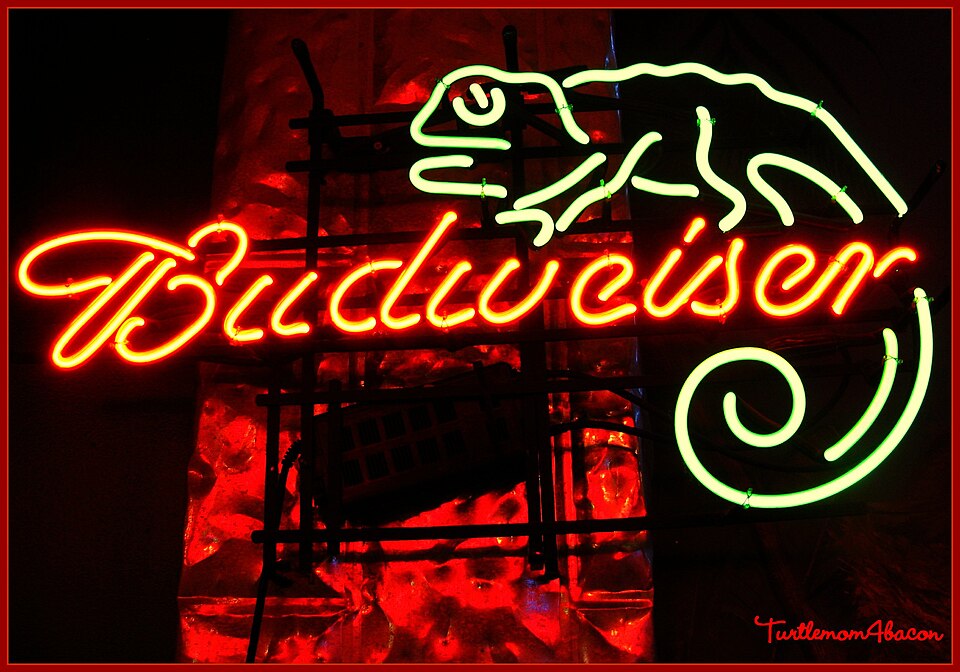 Illustration: Why Super Bowl Ads Remain the Ultimate Brand Investment Illustration: Why Super Bowl Ads Remain the Ultimate Brand Investment