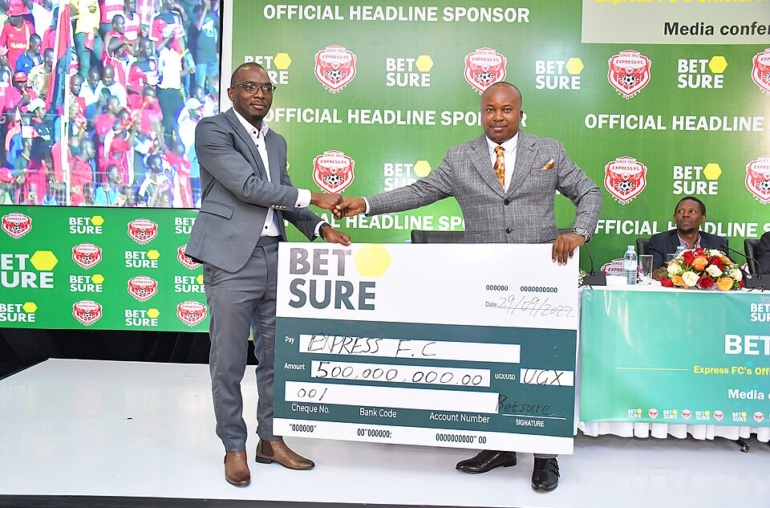 Illustration: Which Prediction Apps Offer NFL Contracts and How Do They Compare?